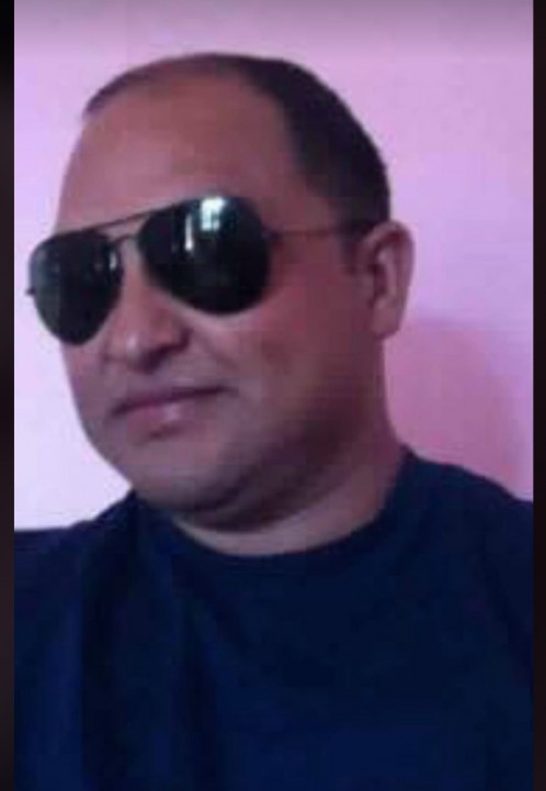 अमेरिकामा रातो बत्तीमा बाटो काट्दा पाएको टिकट