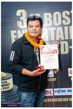 "थियौ तिमी दिलमा" गजलका संगीतकार राजेश थापालाई सर्वोत्कृष्ट आधुनिक संगीतकार सम्मान