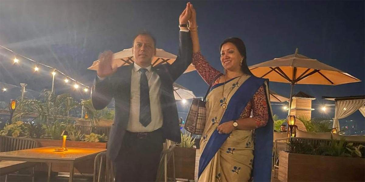 एनआरएनए अध्यक्ष पदमा  महेश श्रेष्ठलाई समर्थन गर्दै रबिना थापाले लिइन् उम्मेदवारी फिर्ता