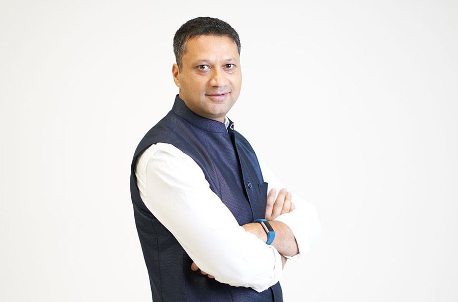 आउ दास बनौ -प्रियरंजन दाहाल